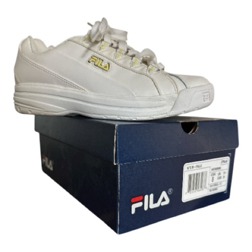 FILA Women’s W'S M- FALLS WHT/SUNSHINE.  New in box size 8.